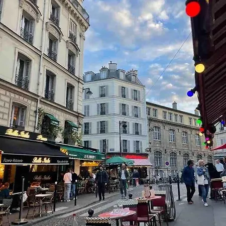 Beautiful And Bright In Montmartre